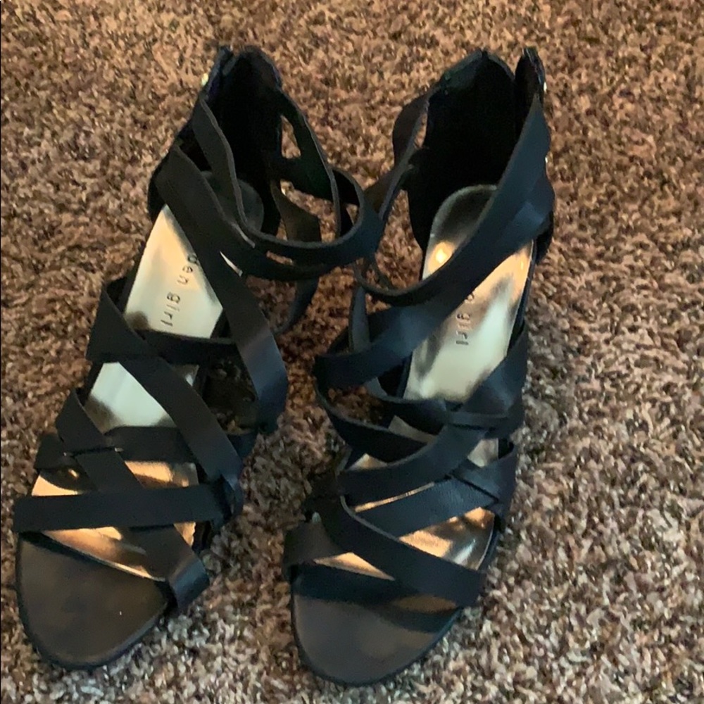 Black sandals
